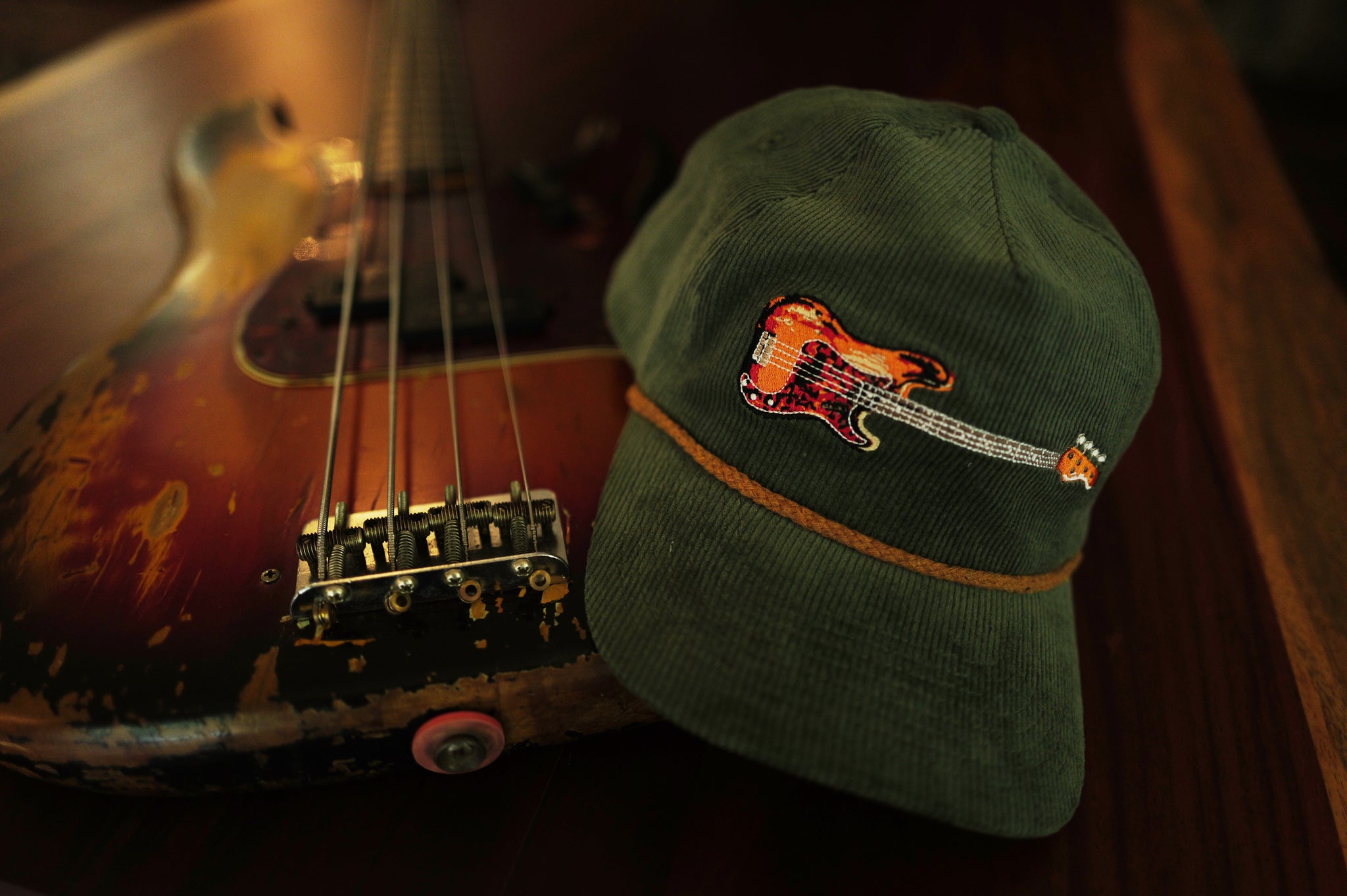 J.T. Cure Bass Guitar Hat – New Frontier