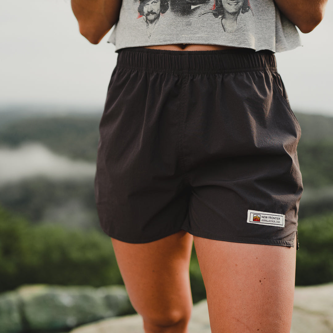Women's Journey Tech 3.5" Short (Black)