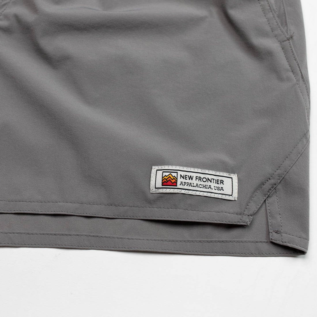 Women's Journey Tech 3.5" Short (Ash Grey)