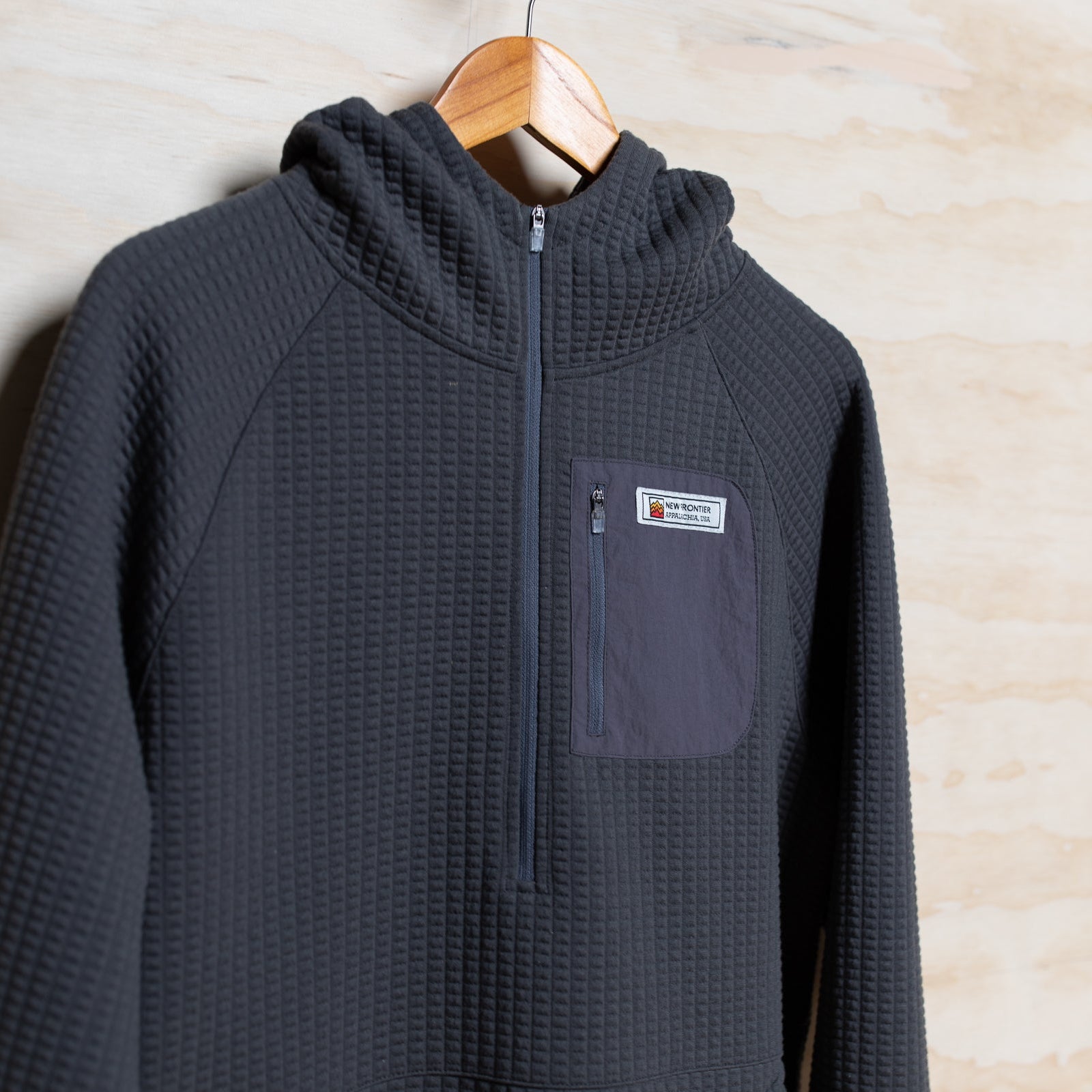 Men's Waffle Tech Hoodie (Carbon)