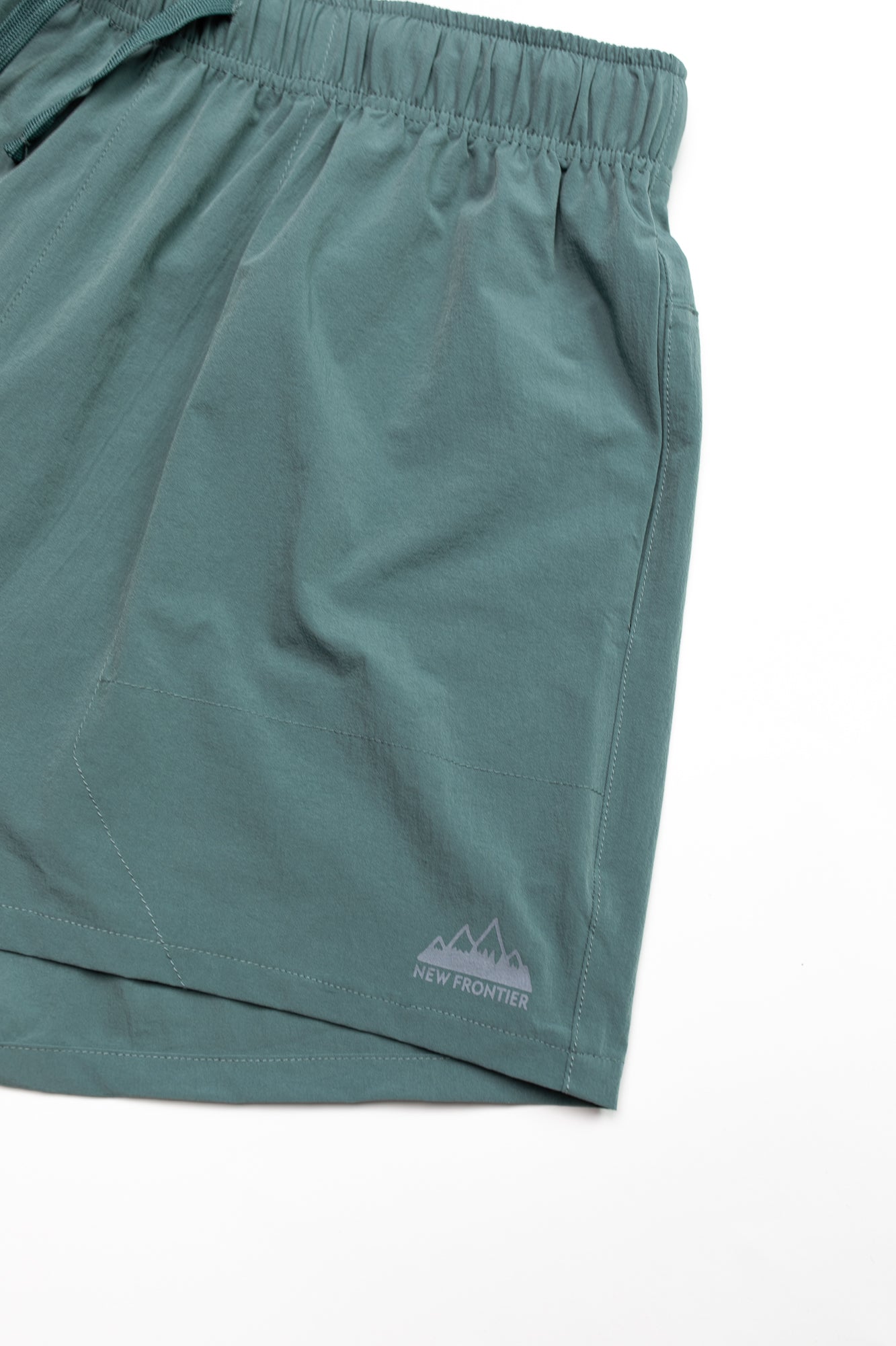 Men's Hybrid Tech 5" Short (Spruce)