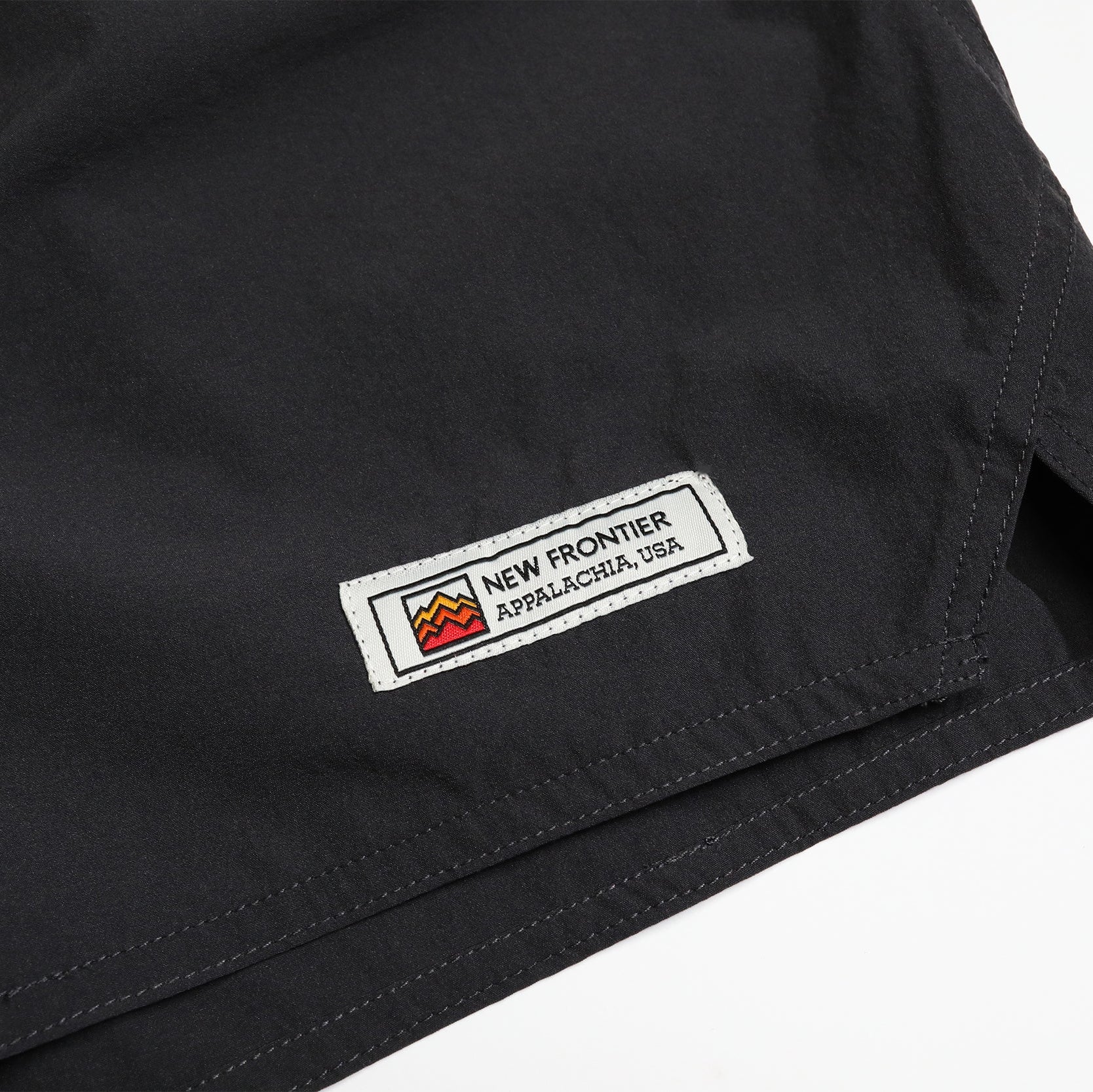 Women's Journey Tech 3.5" Short (Black)